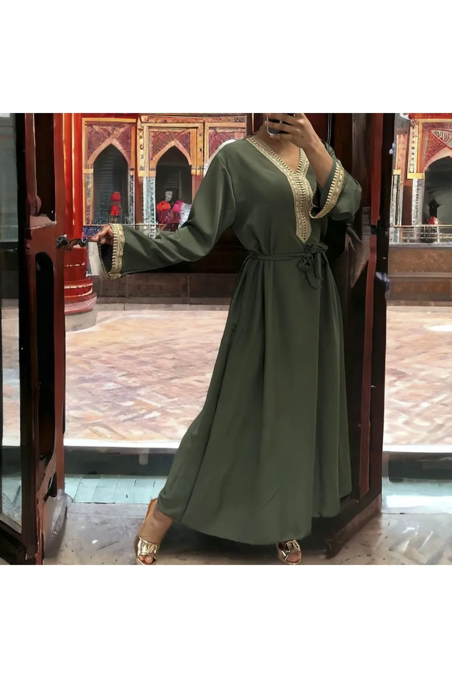 Abaya Qamar kaki