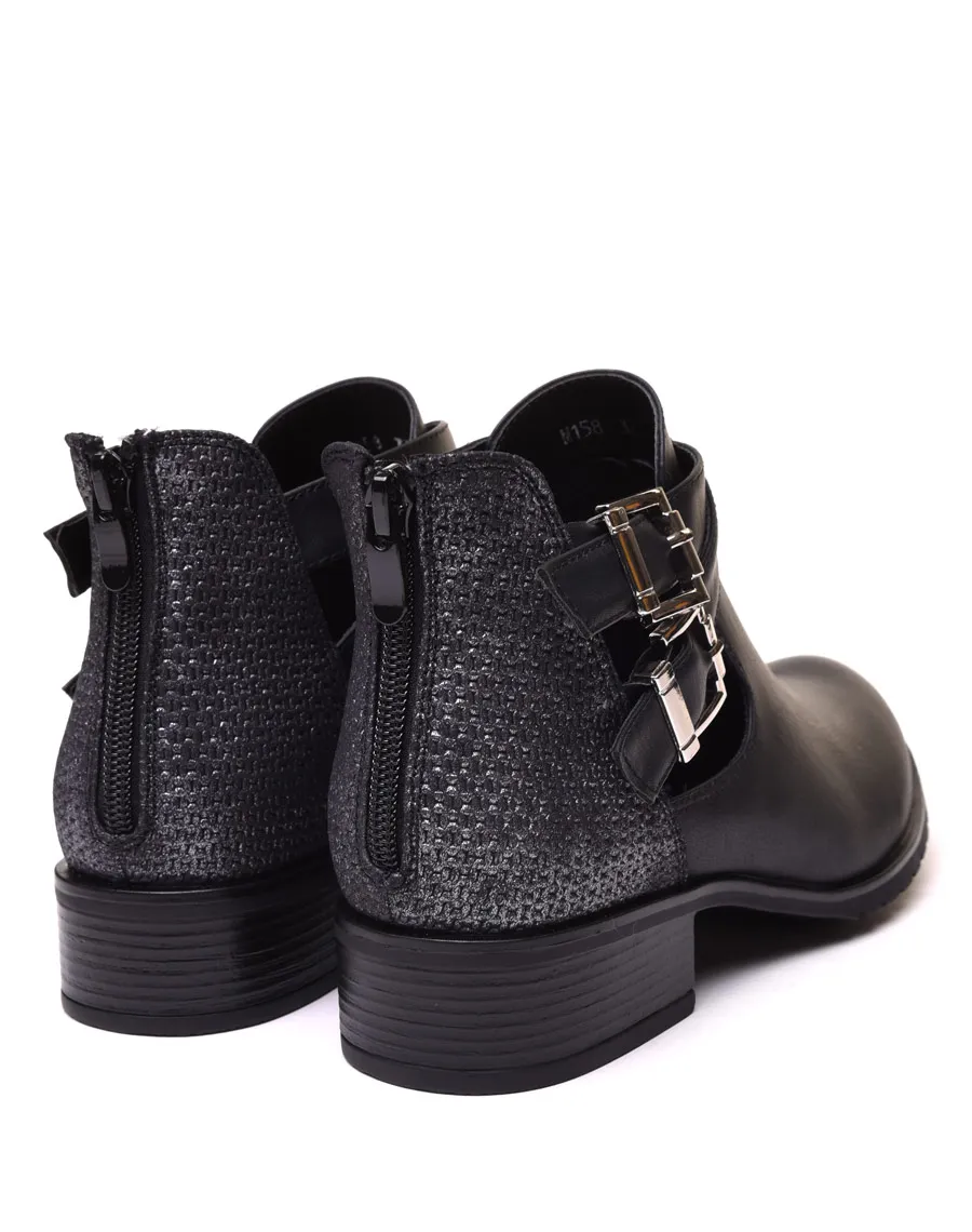 Bottines basses noires ajourées avec lanières