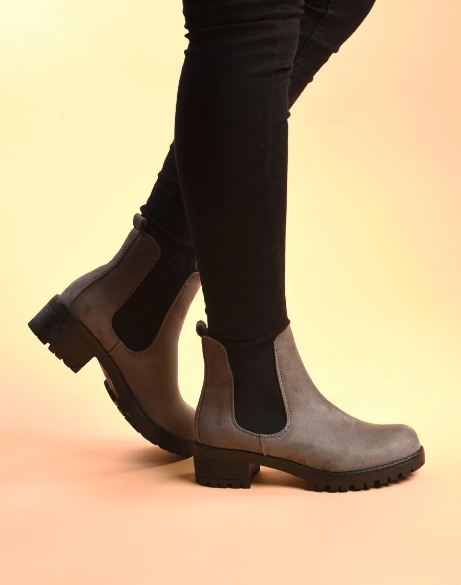 Bottines grises avec semelle crantée & petit talon