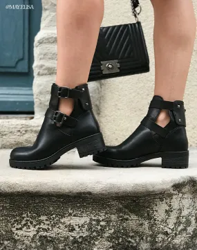 Bottines noires ajourées à sangles