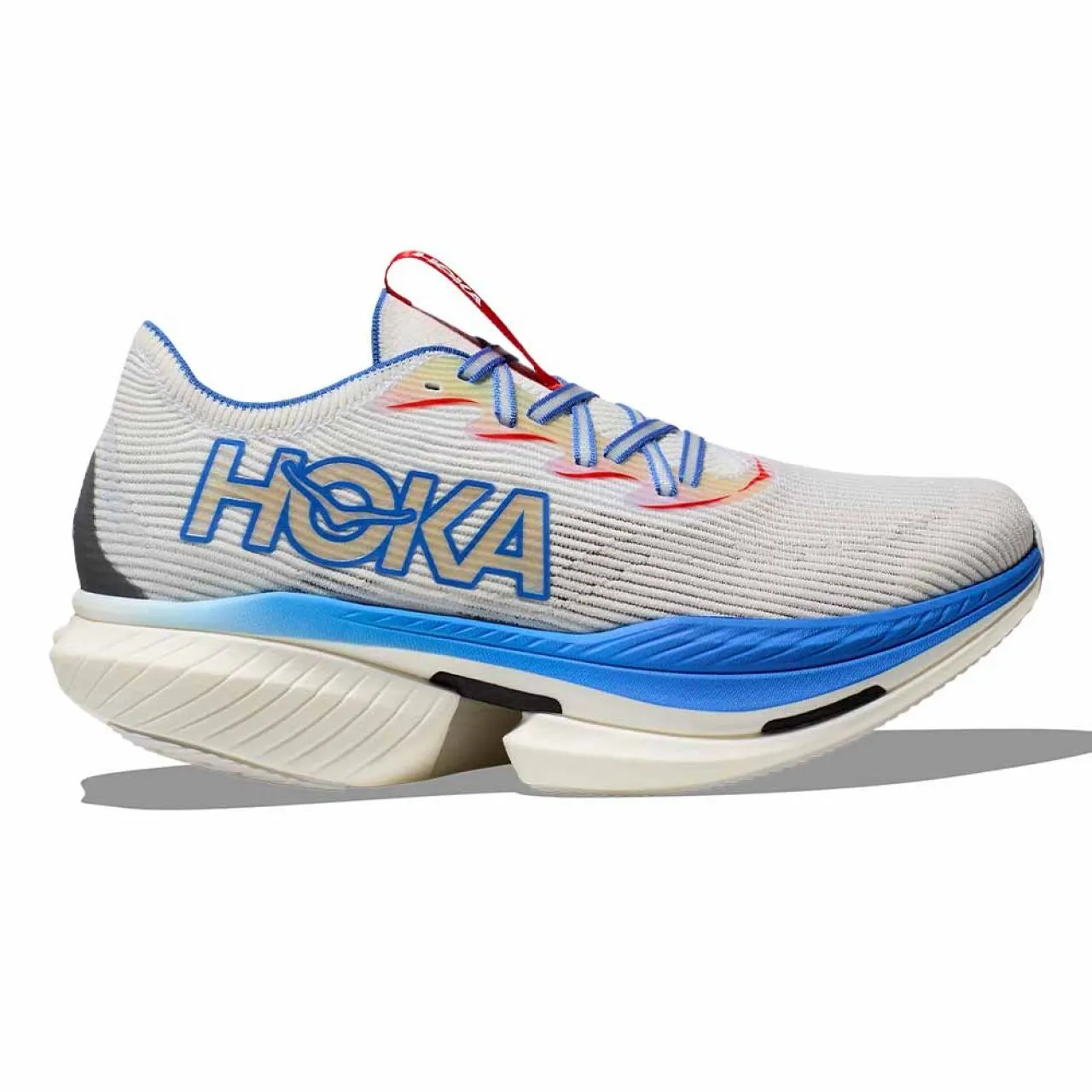 HOKA CIELO X1 WHITE ET VIRTUAL BLUE Chaussures avec plaque carbone