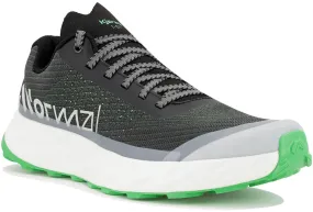 NNORMAL KJERAG BLACK ET GREEN Chaussures de trail