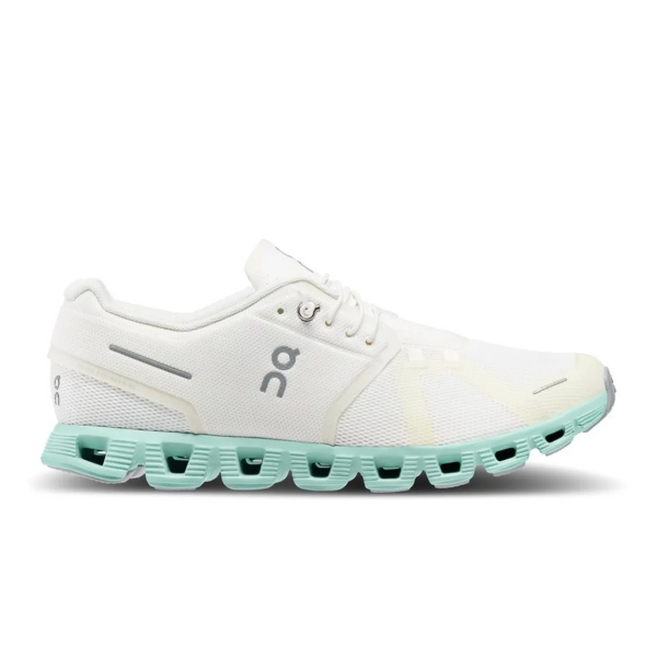 ON RUNNING CLOUD 5 UNDYED WHITE ET CREEK Chaussures detente