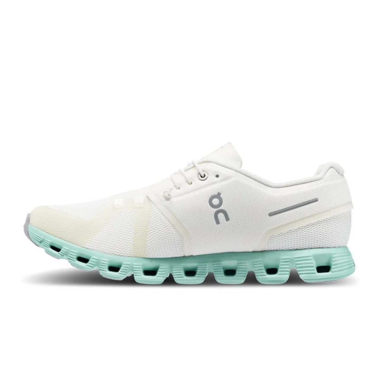 ON RUNNING CLOUD 5 UNDYED WHITE ET CREEK Chaussures detente