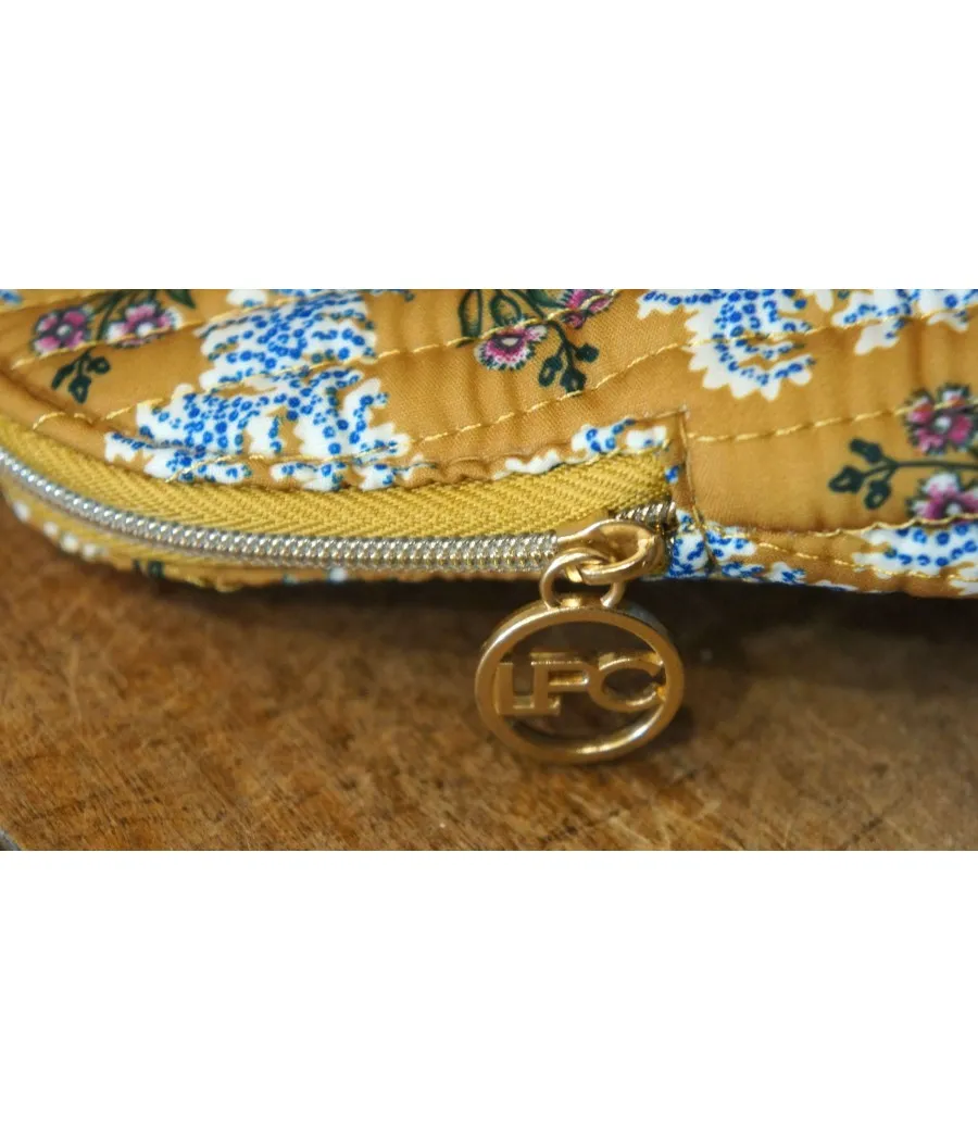 Santaia pochette maquillage jaune moutarde motif liberty fleur bleue