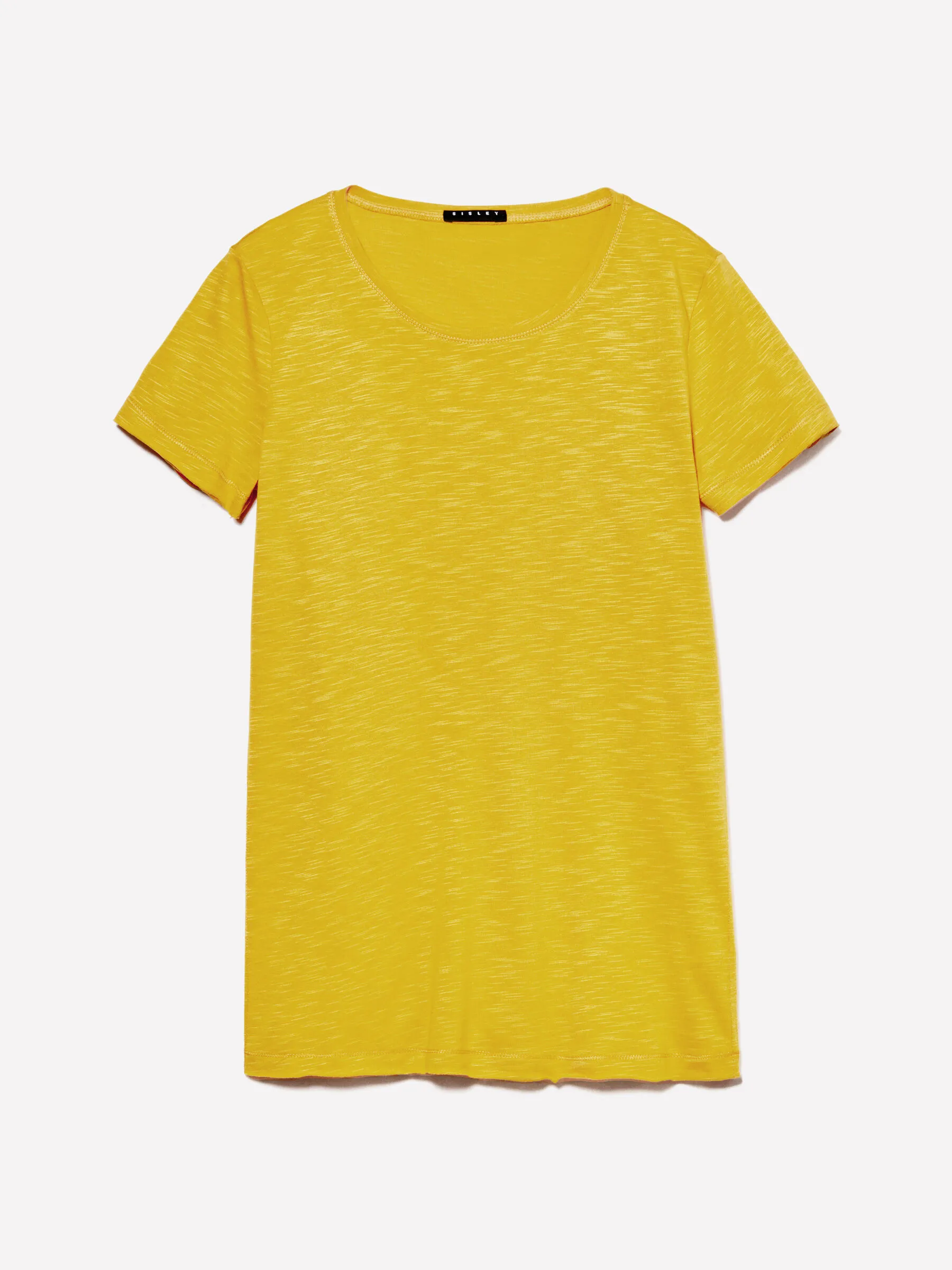 T-shirt jaune moutarde à bords bruts