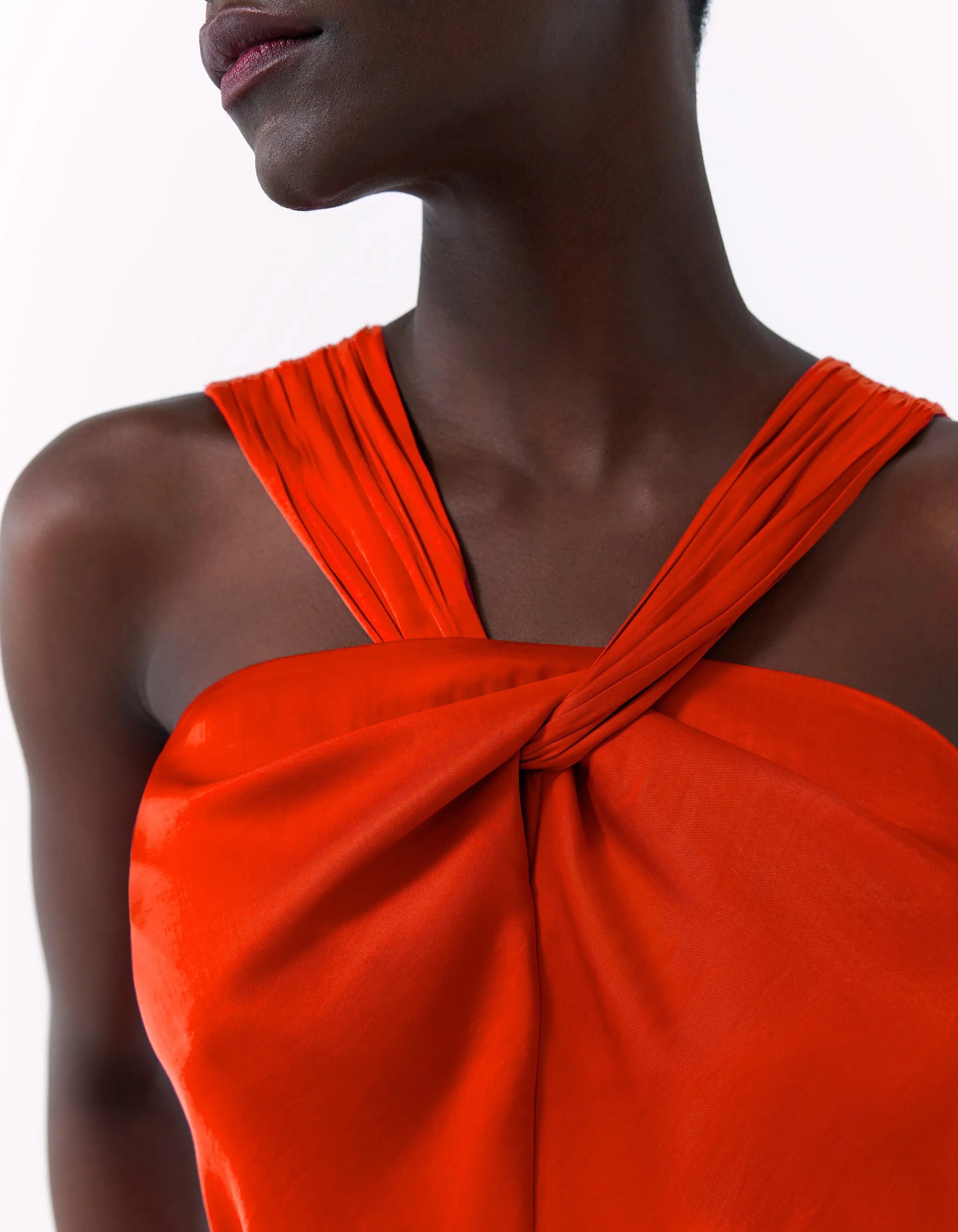 Top asymétrique à encolure nouée orange femme