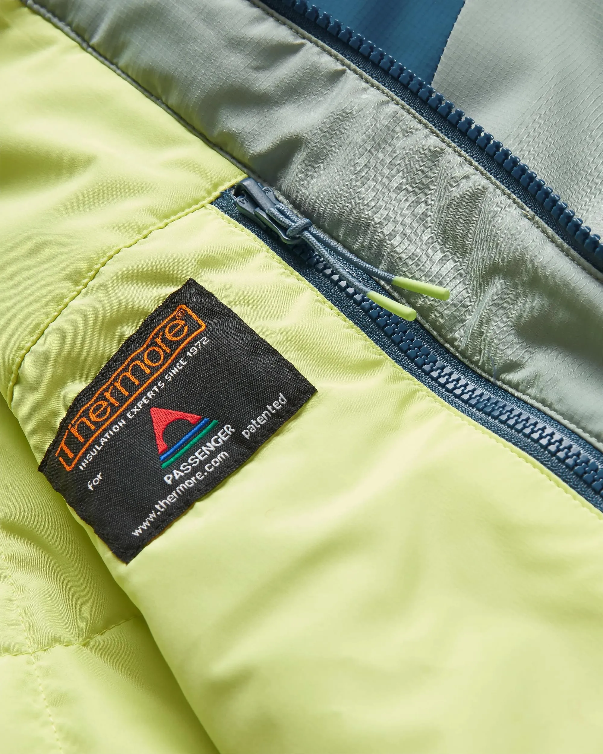 Veste isolante légère pour hommes en Thermore recyclé Daybreak - Pistachio/Bleu Acier